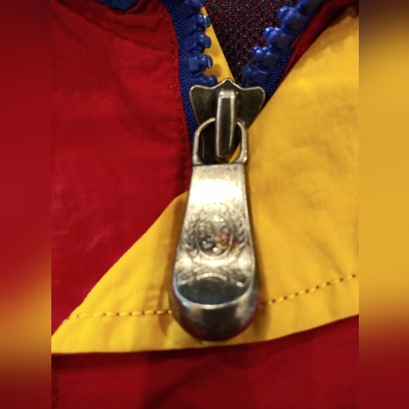 Tommy Hilfiger Spellout Jacket. VTG. 90's. Excellent Condition. Size XL - Picture 5 of 12